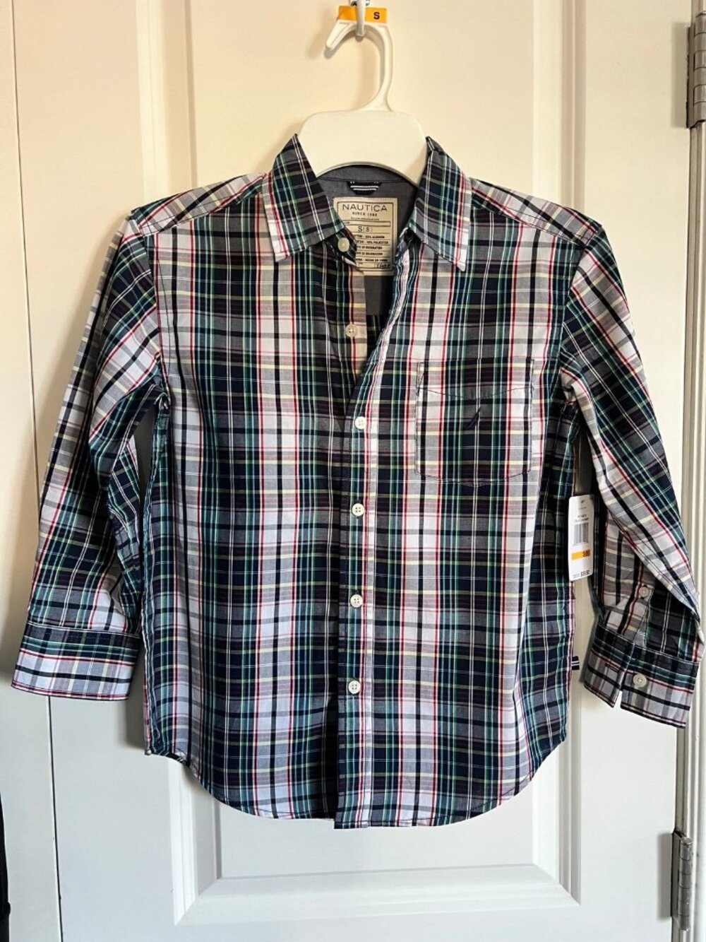 Boys Nautica NWT plaid navy shirt in size Small